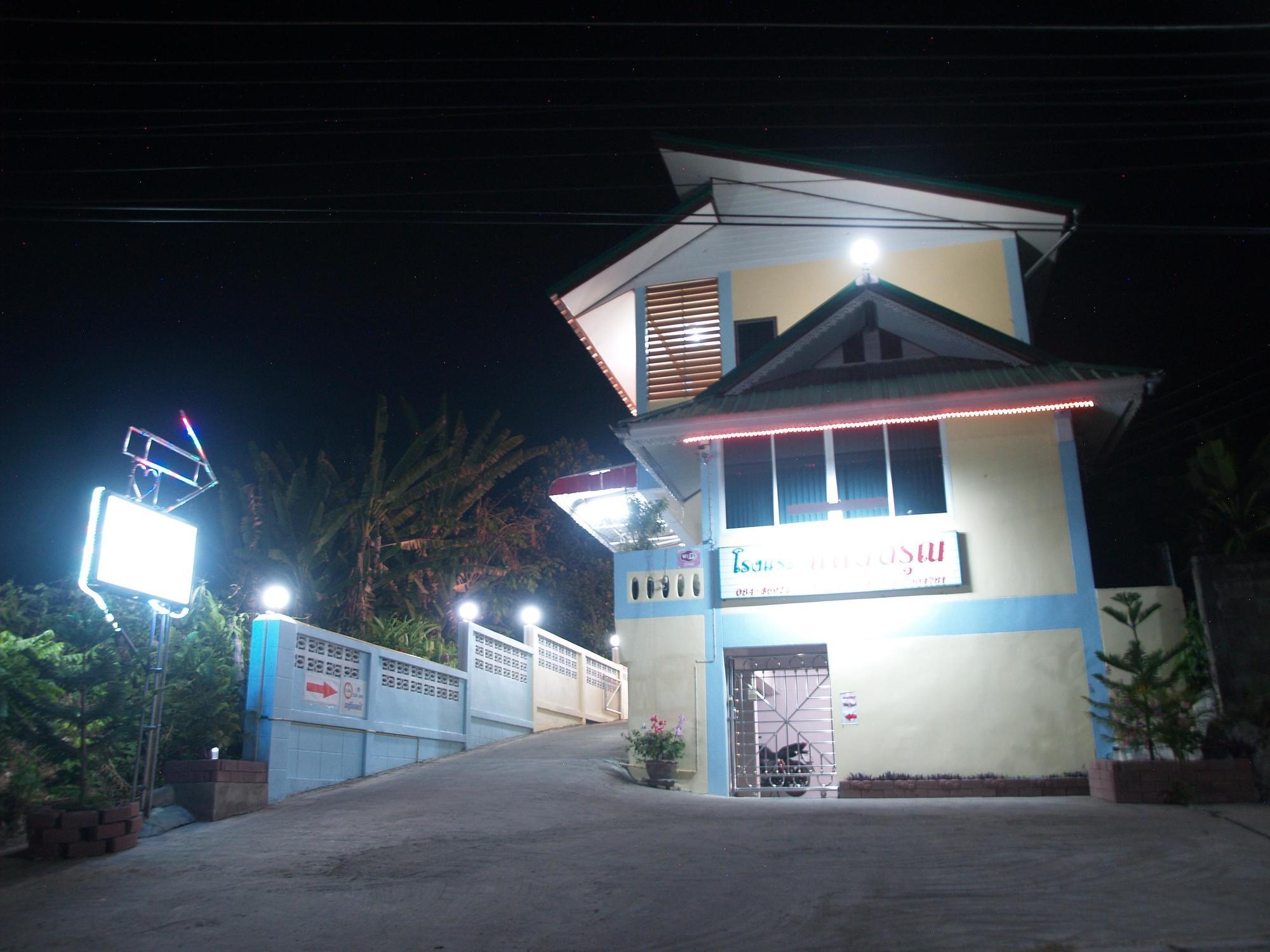 Sangaroon Hotel Pua Bagian luar foto