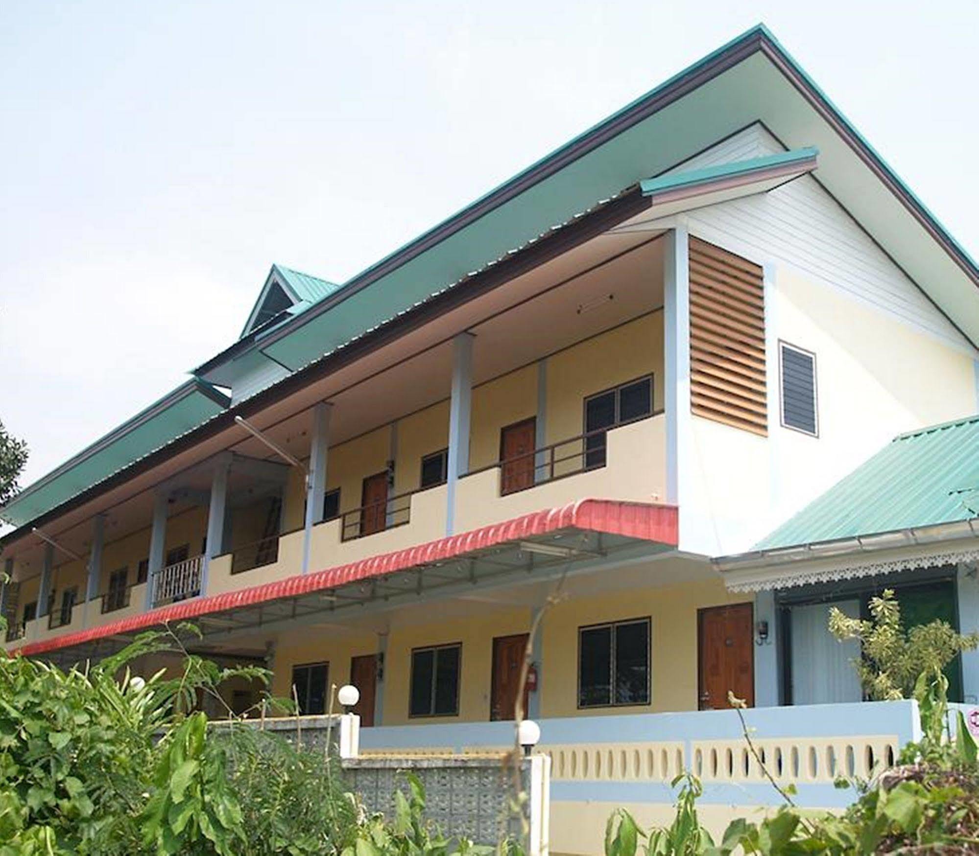 Sangaroon Hotel Pua Bagian luar foto